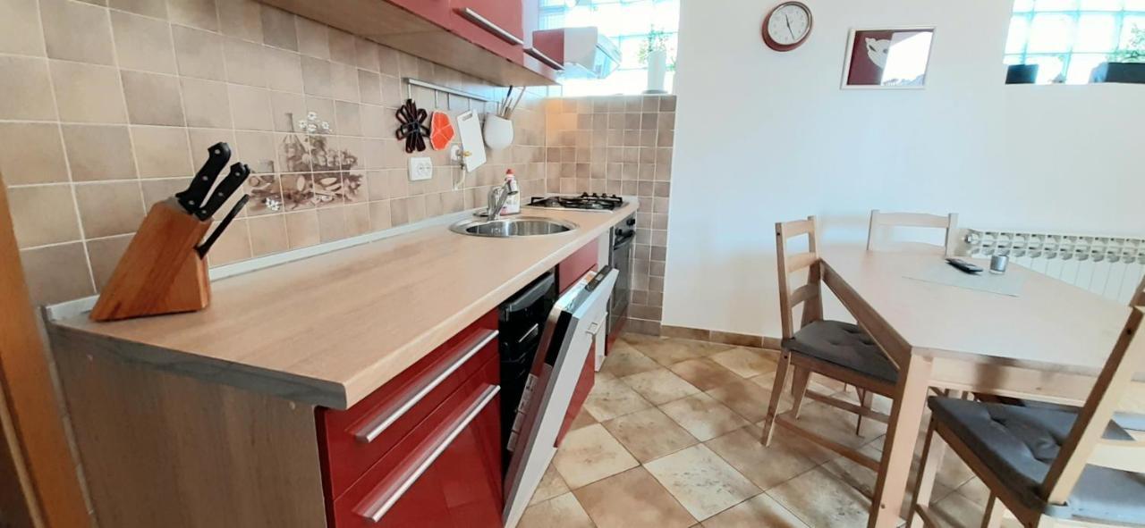 Apartment Monte Zaro Pula Buitenkant foto
