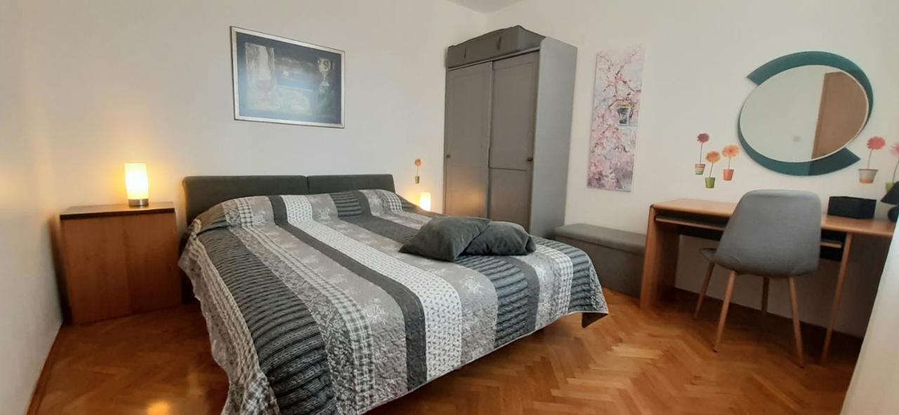 Apartment Monte Zaro Pula Buitenkant foto